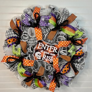 Happy Halloween Wreath, Halloween wreath, fall front door wreath, cute Halloween wreath, skeleton wreath, Halloween wreaths for front door
