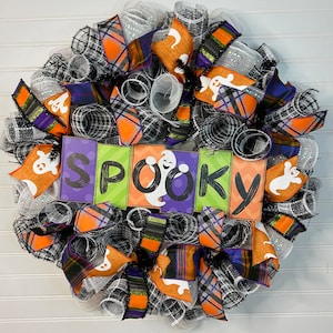 Halloween Wreath, Ghost Wreath, Spooky Wreath, Halloween Wreath for Front Door, Door Wreath