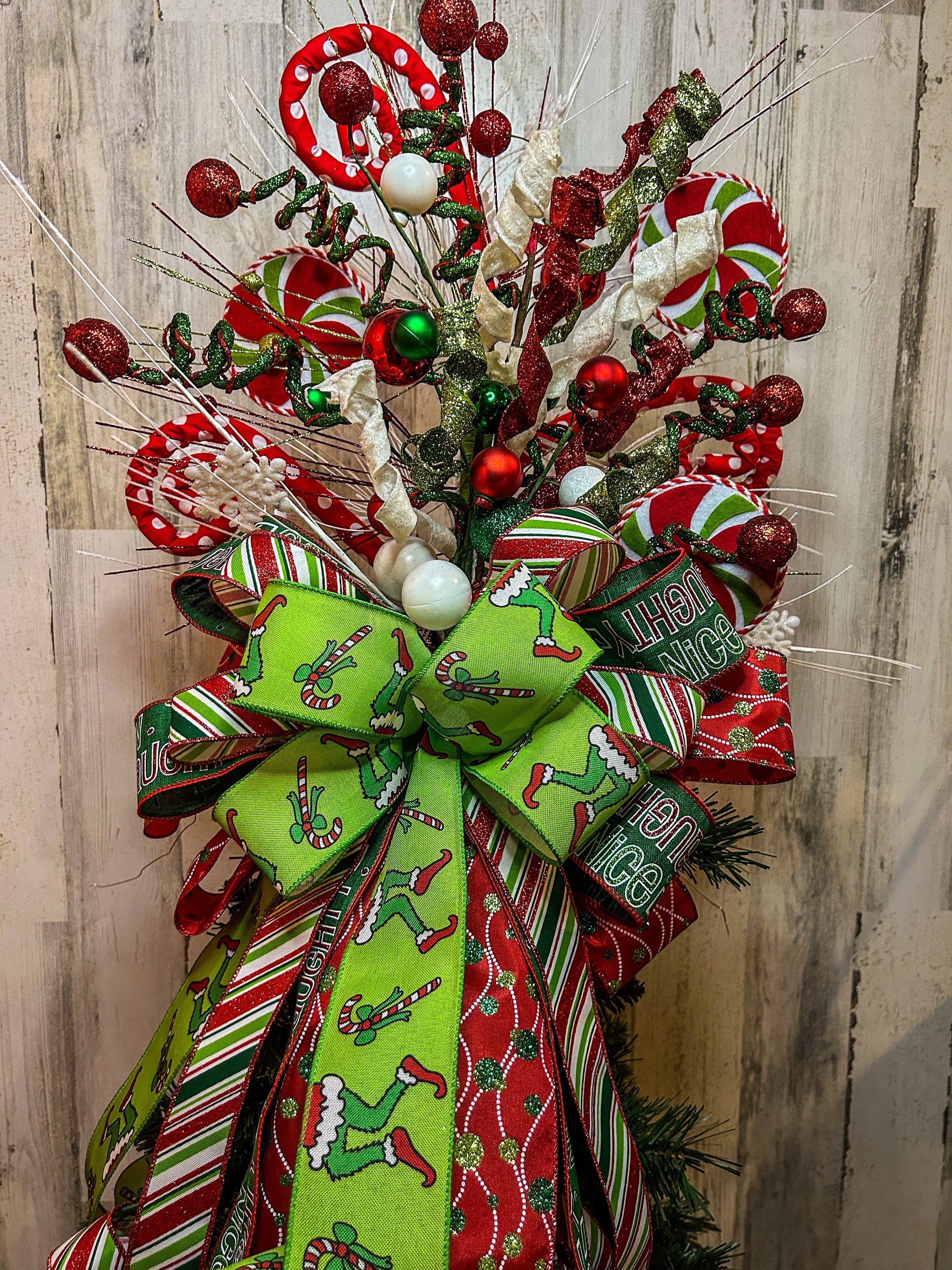Décoration de sapin de Noël vintage Grinch, décoration pour sapin de Noël,  lutin en peluche, guirlande de tête d'elfe, bras et jambes pour décorations  de Noël : : Maison