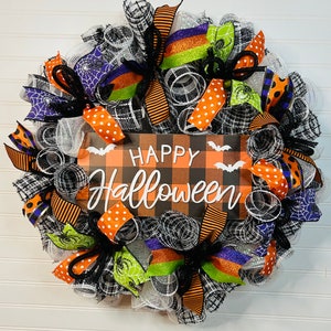 Happy Halloween Wreath, Halloween wreath, fall front door wreath, cute Halloween wreath, pumpkin wreath, Halloween wreaths for front door