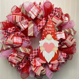 Valentine wreath, valentine wreaths, Valentine’s Day wreath, valentine wreaths, Valentine’s Day wreath for front door, heart wreath, door