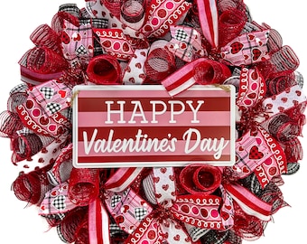 Valentine’s Day wreath, valentine wreath, wreath for Valentine’s Day, happy Valentine’s Day wreath for front door, Valentine’s decorations