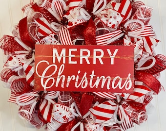 Red and white wreath for Christmas  - Candy cane decir - candy cane wreath - red and white candy wreath - holiday wreath