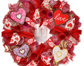 Valentine’s Day wreath, valentine wreath, wreath for Valentine’s Day, heart wreath, Valentine’s Day wreath for front door, Valentine’s decor