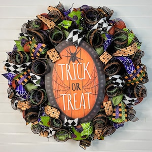 Halloween Wreath-Halloween door wreath-Halloween door decor-Halloween decor-Halloween wreath for front door-Halloween mesh wreath-Halloween