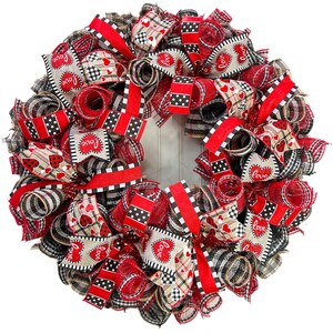 Valentine’s Day Wreath, Burlap Wreath, Heart Wreath, Rustic Wreath, Farmhouse Wreath for valentines day, valentine decorations, wreaths