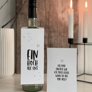 Download Druckvorlage Pdf Weinanhänger Ein Hoch auf uns + Postkarte Valentinstag Liebe - Geschenk