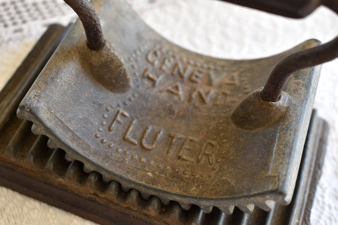 Antique Geneva Hand Fluter Iron With Pleated Base and Handle Etsy