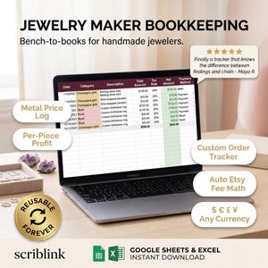 Puede incluir: Un ordenador portátil que muestra una hoja de cálculo para la contabilidad de joyeros. La pantalla muestra un registro de precios de metales, ganancias por pieza, un rastreador de pedidos personalizados y opciones de moneda. El texto dice "JEWELRY MAKER BOOKKEEPING".