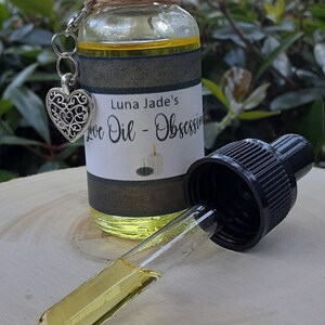 Love and Obsession Spell Oil, Enchant Your Desire, Candle Annointing Oil, Seduction spell oil