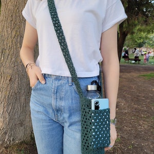 green Cell phone carrier Crochet Water Bottle Holder | Cell Phone Holder | Water Bottle Carrier | Crossbody Bag | Water Bottle Bag | Gifts for Her, blue color bag