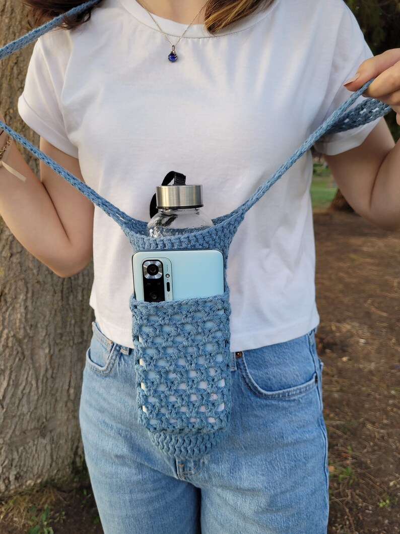 blue Cell phone carrier Crochet Water Bottle Holder | Cell Phone Holder | Water Bottle Carrier | Crossbody Bag | Water Bottle Bag | Gifts for Her, blue color bag