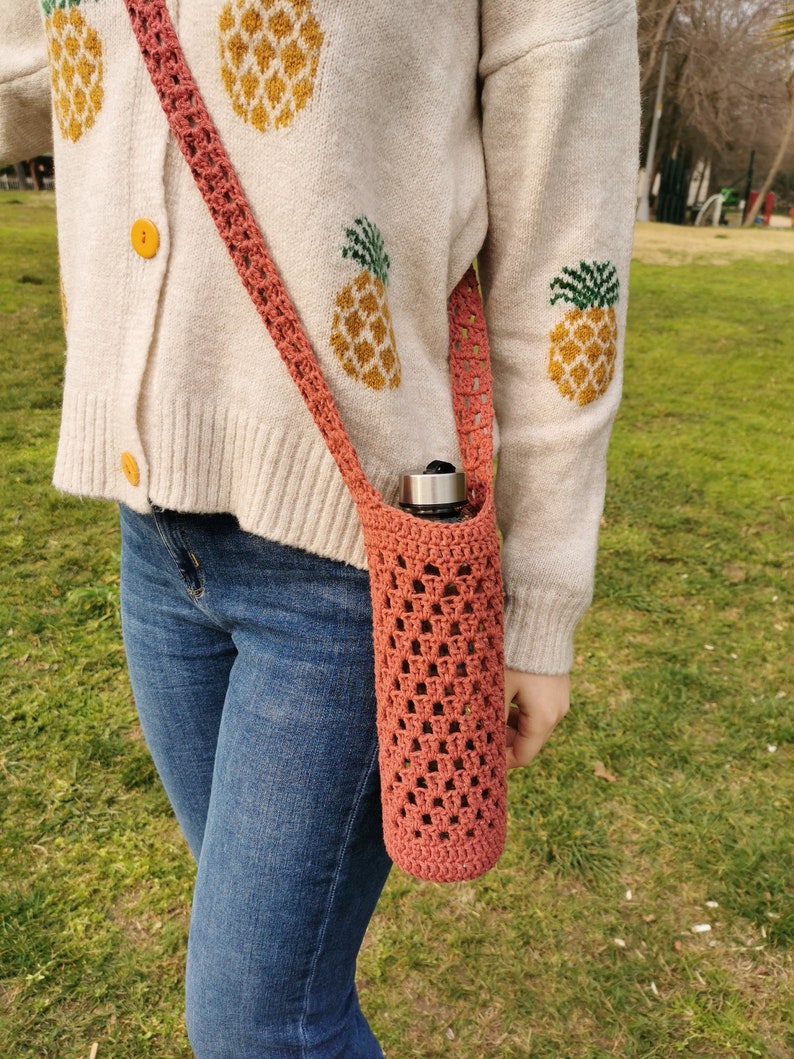 Copper color Handmade Crochet Water Bottle Holder (100% cotton), Water Bottle Bag , Croosbody Bag , Crochet Wine Bottle Holder , Gifts for Her , Handmade,