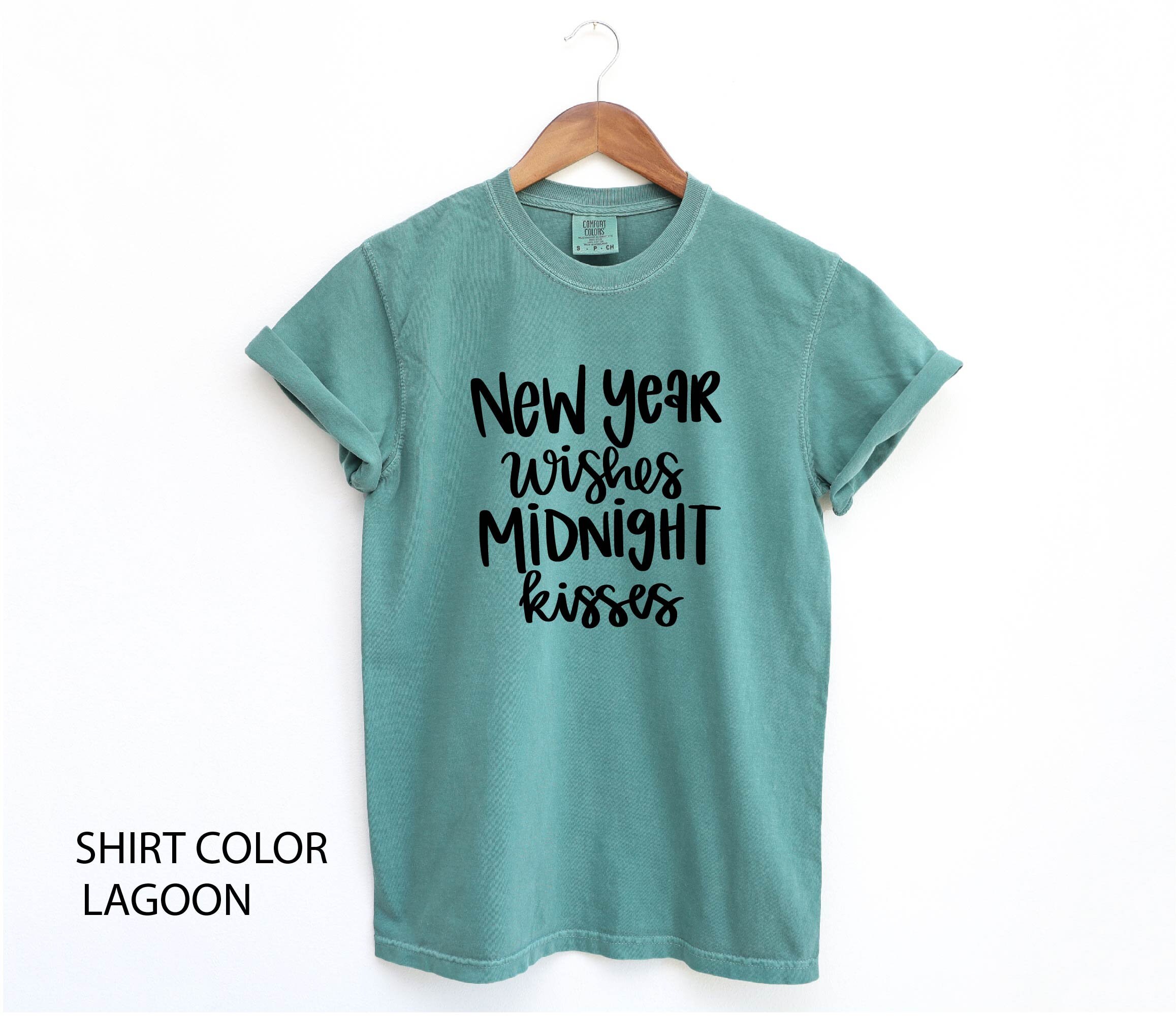 New Year Wishes Midnight Kisses Shirt, New Years Eve Shirts, Cute Holi –  Jelly Bee Design
