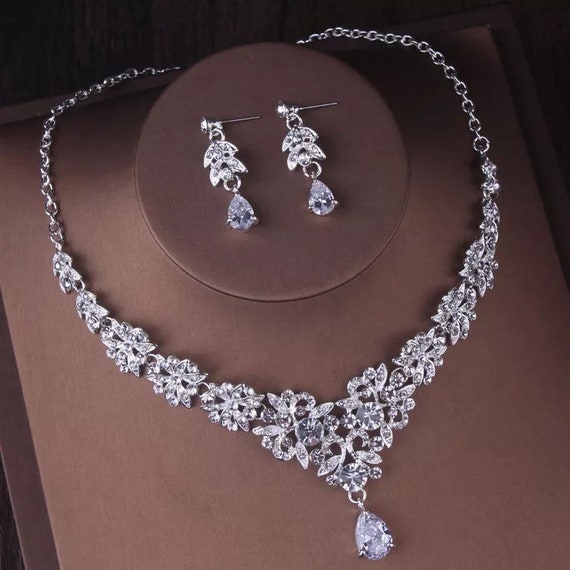 4Pcs Gold Crystal Necklace Bracelet Ring Earrings Fashion Jewelry Set Women  Gift | eBay