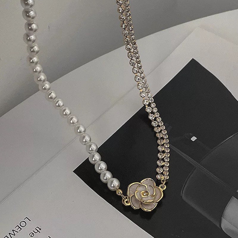 Chanel Pearl Choker 