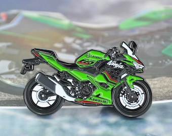 Une Kawasaki GPZ 900 R Ninja sur base de Z900RS