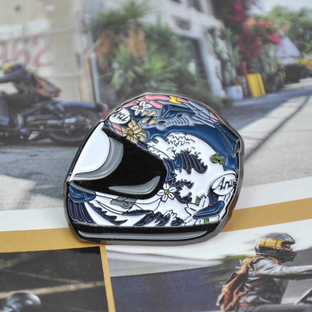 custom motorcycle helmet oriental Arai RX-7X Oriental Dragon Helmet Pin: Motorcycle Enamel Badge