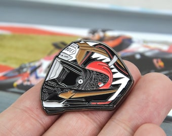 Broche de esmalte do capacete MM93 de Marc Márquez - Item colecionável de corrida de MotoGP