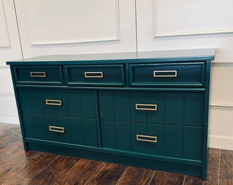 Available! Dresser| Emerald Green| Tv console| Credenza| entryway way| wood| customizable