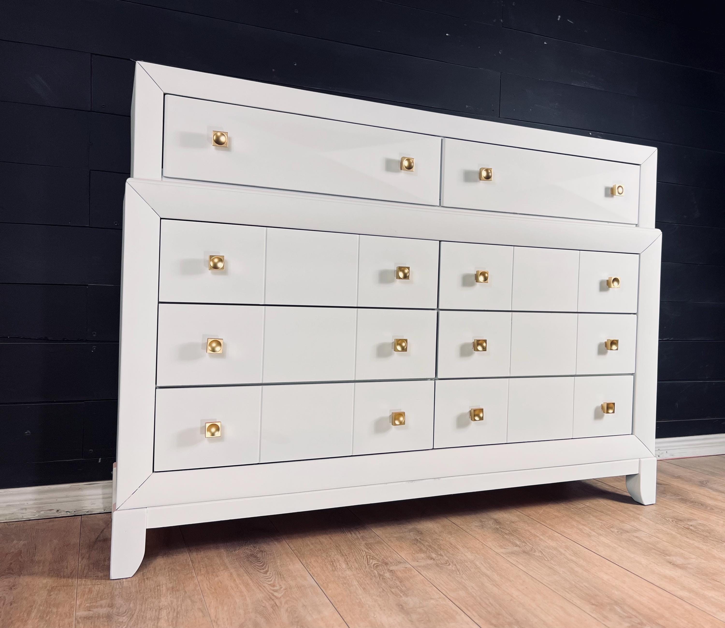 green emerald velvet dress Modern Light Luxury 6-Drawer Cabinet