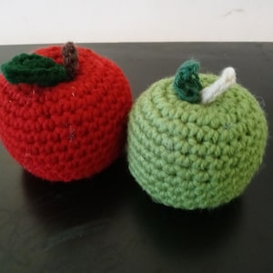 Crochet apple