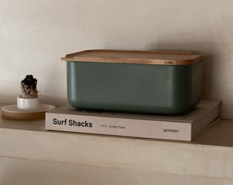 Smell Proof Stash Box with Oak Rolling Tray