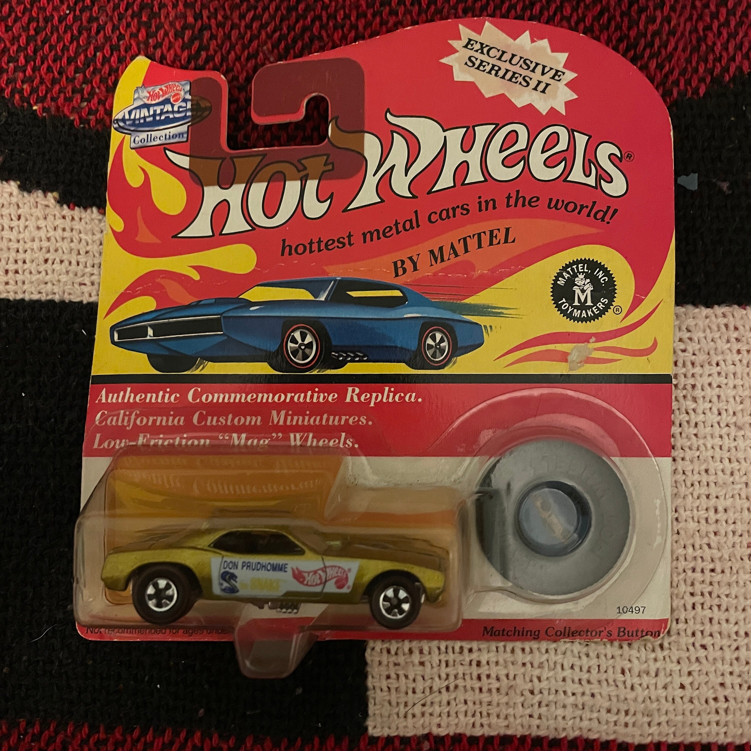HOT WHEELS Vintage Collection 1993 Collectors Edition diecast 1/64 scale with collector button Deora green paint 