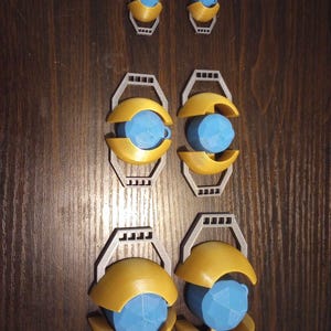 Transformers matrix of leadership necklace - Etsy 日本