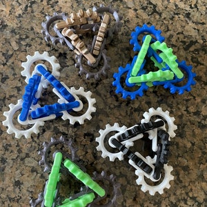 Kinetic Gear Fidgets- Over 60 color combos