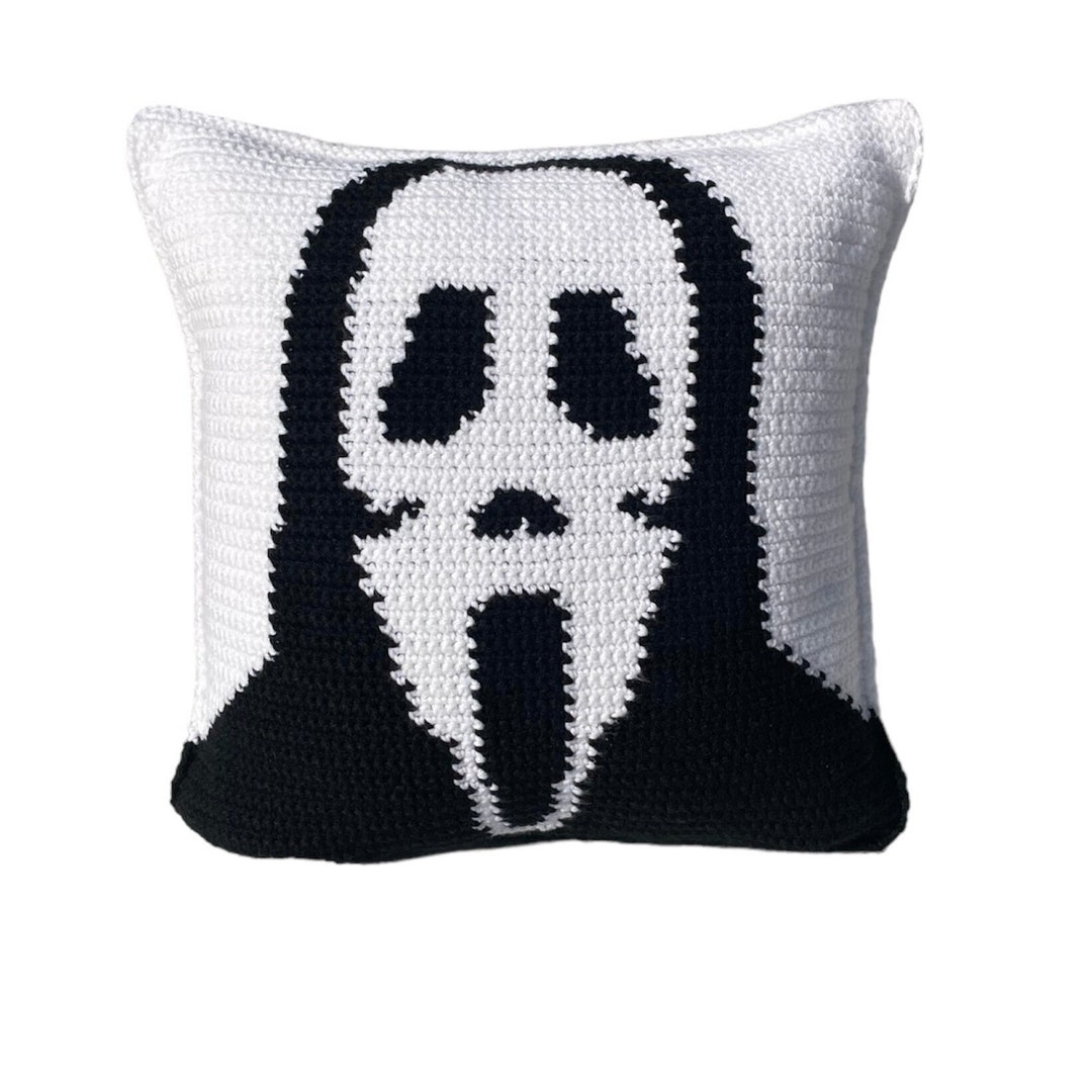 Scream Crochet Pillow Pattern Halloween Crochet Pattern Etsy