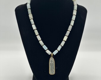 Vintage 60s Sandstone Thai Buddha Pendant on Faceted Aquamarine Bead Necklace | Antique Charm | Balanced Spiritual Blessed Life