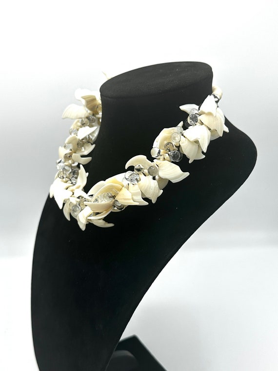Vintage Opulent Freeform Pearl Collar Necklace | O