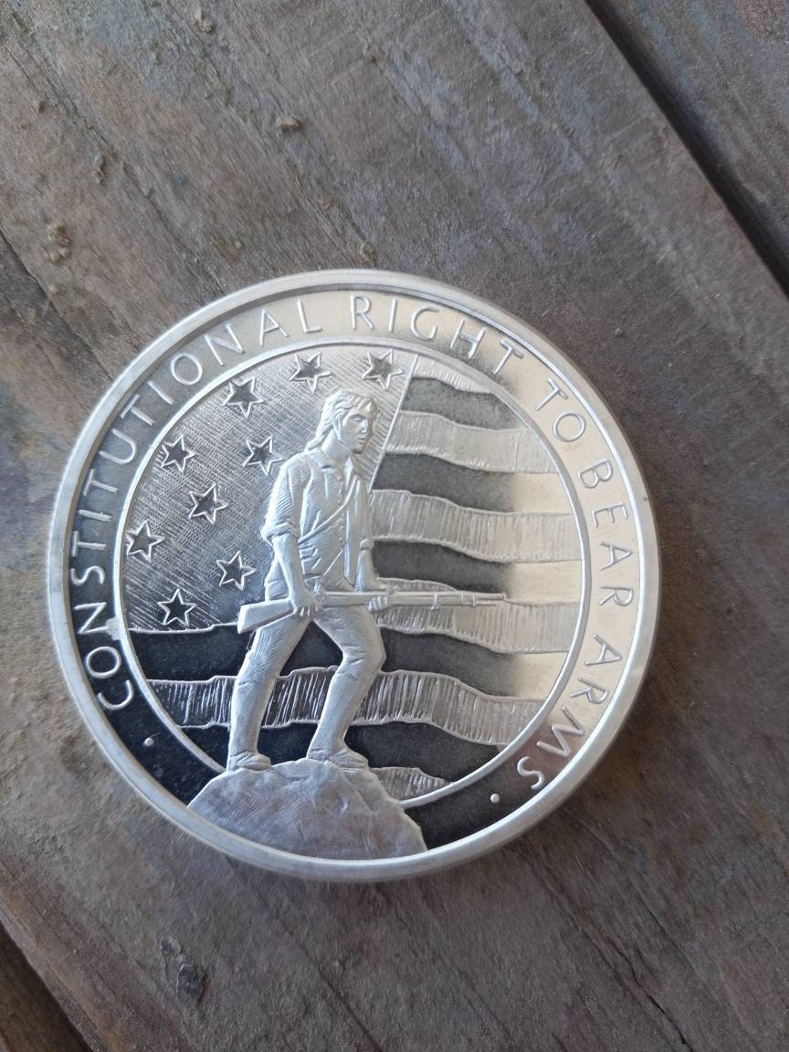 ゴールデンステートミント銀貨1オンス 新品) アメリカ ゴールデンステートミント「干支 十二支・巳年
