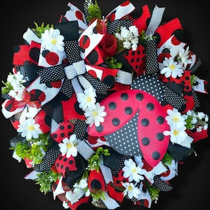 Ladybug Wreath| Spring Wreath| Summer Wreath| Spring Door Wreath| Summer Door Wreath| Door Wreath| Front Door Wreath| Ladybug Decor| Gift