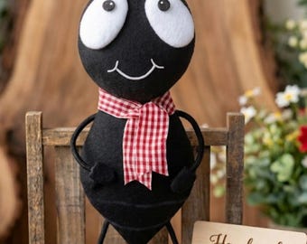 Handmade Black Ant Wreath Attachment with Sneakers and Gingham Bow, Cute Summer Picnic Wreath Decor, Whimsical Ant Accent for Wreath Making