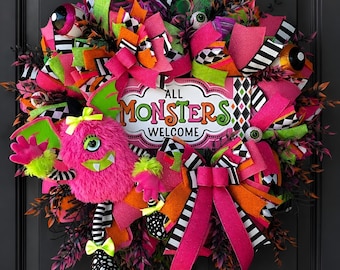 Halloween Monster Wreath, All Monsters Welcome Door Wreath, Pink Monster Halloween Decor, Whimsical Halloween Door Wreath, Monster Decor
