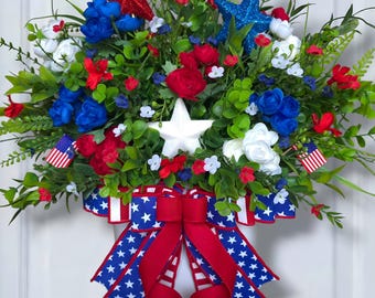 Patriotic Floral Door Hanger, 4th of July Floral Wreath, Ranunculus Flower Wreath, Independence Day Door Wreath, Floral Door Hanger