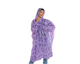 Poncho Raincoat with Sleeves and Hood Attached - Raincoat made of PVC and patterned with Abstract Origami Soft Ponco Rainsuit for adult