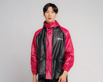 Raincoat with 2 colors of jacket and trousers AXIO, made of rubber and pressed seams, doesn't leak easily and is durable