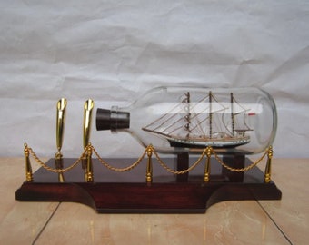 Wooden Miniature Phinisi Sailing Ship in Bottle Plus Two Pen Holders Replica Indonesian Sailboat For Office Decoration