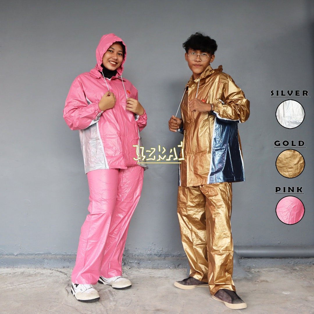 Raincoat Jacket and Pants With Zipper and Hood PVC Rainsuit Material