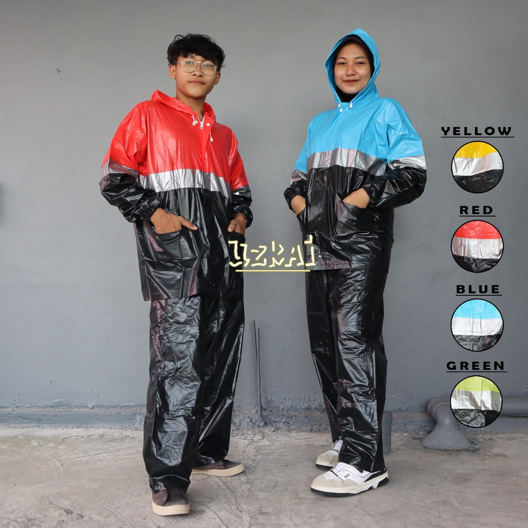 Raincoat Jacket and Pants With Zipper and Hood PVC Rainsuit Material