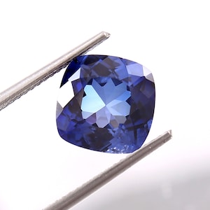 AAA Top Quality Ceylon Blue Sapphire Loose Cushion Cut,Excellent Prime Quality Gemstone For All Kind Of Jewellery 10 x 10 MM