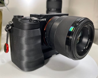 Custom Sony A7C Camera Grip with Tripod Mount, Extremely Light, Custom Designed 3D Print