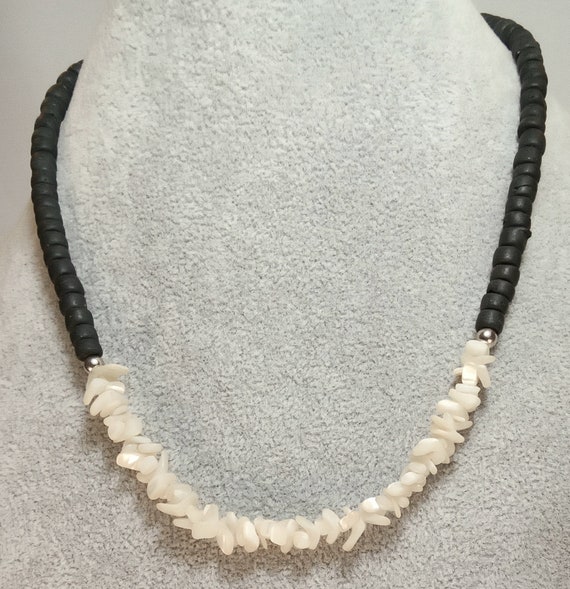 Black Coconut Shell and Mother of Pearl Choker - image 1