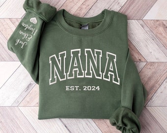 Embroidered Nana EST. 2024 Sweatshirt with Kidnames on Sleeve, Mama Est Embroidered Hoodie, Minimalist Grandma Sweater, Gift For Mom, Mimi