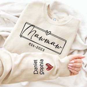 Personalized Mawmaw Sweatshirt, Custom Mawmaw with Kids on Sleeve, Custom Family Name Sweatshirt, Christmas Gift for Mawmaw, Mawmaw To Be