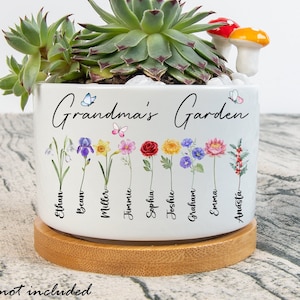 Personalized Grandma's Garden Plant Pot, Mom's Garden, Birth Month Flower Family Personalized Plant Pot, Gigi Grandma Mimi Mothers Day Gift