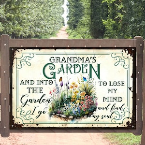 Personalized Metal Garden Sign For Nana, Custom Grandma&#39;s Garden Sign, Custom Metal Gardening Gift, Metal Hanging Garden Sign, Gift for Mom